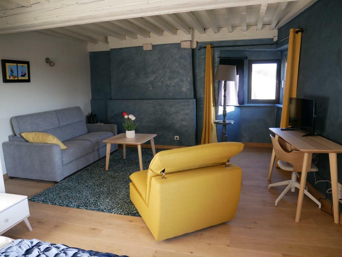 La Maison Forte - Chambres Et Table D'Hotes Millery  Exterior foto